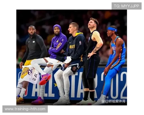 足球场意外现身昔日球星 身姿矫健令观众惊叹