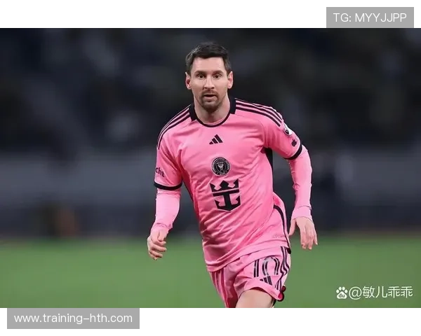 足球球星帅哥形象如猴般灵动活泼引发球迷热议